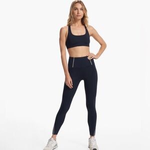 Vuori Evolve Lunar Leggins NWT